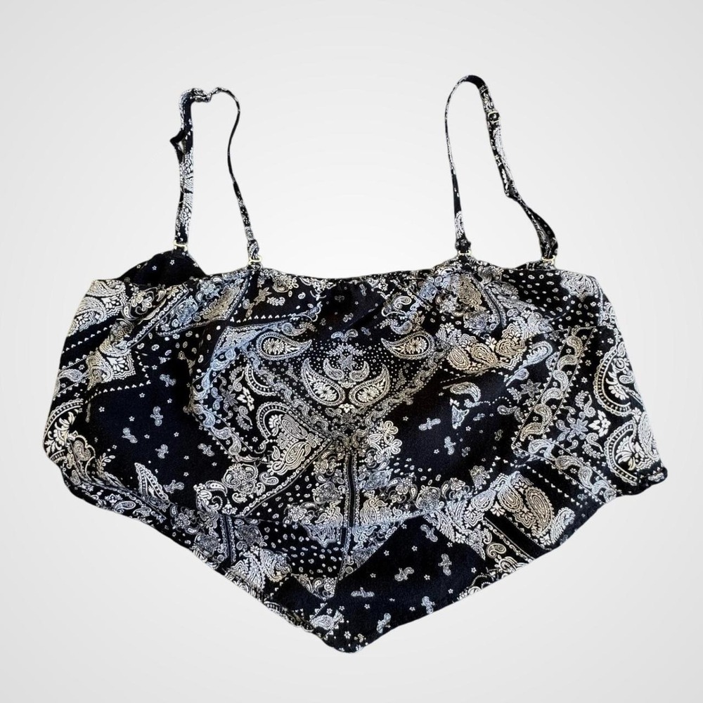 Wild Fable Black White Paisley Bandana Scarf Crop Top Med Handkerchief Hem Boho